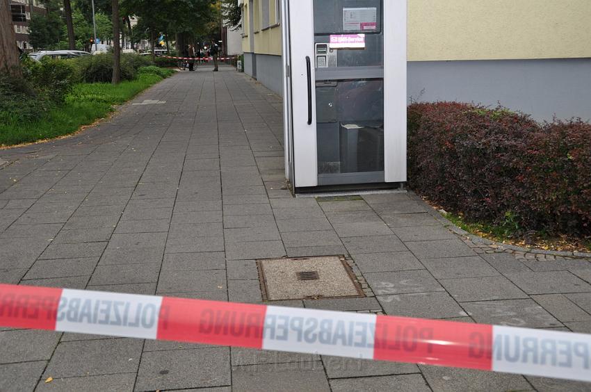 Kofferbombe entschaerft Koeln Graeffstr Subbelratherstr P006.JPG